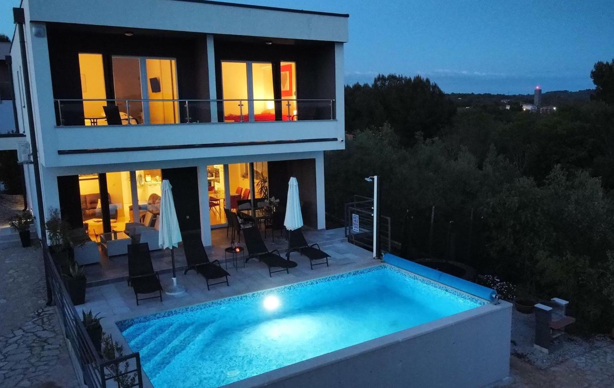 Villa Pura Vida With Sea View Pula Exterior photo